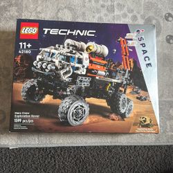 LEGO TECHNIC MARS CREW EXPLORATION