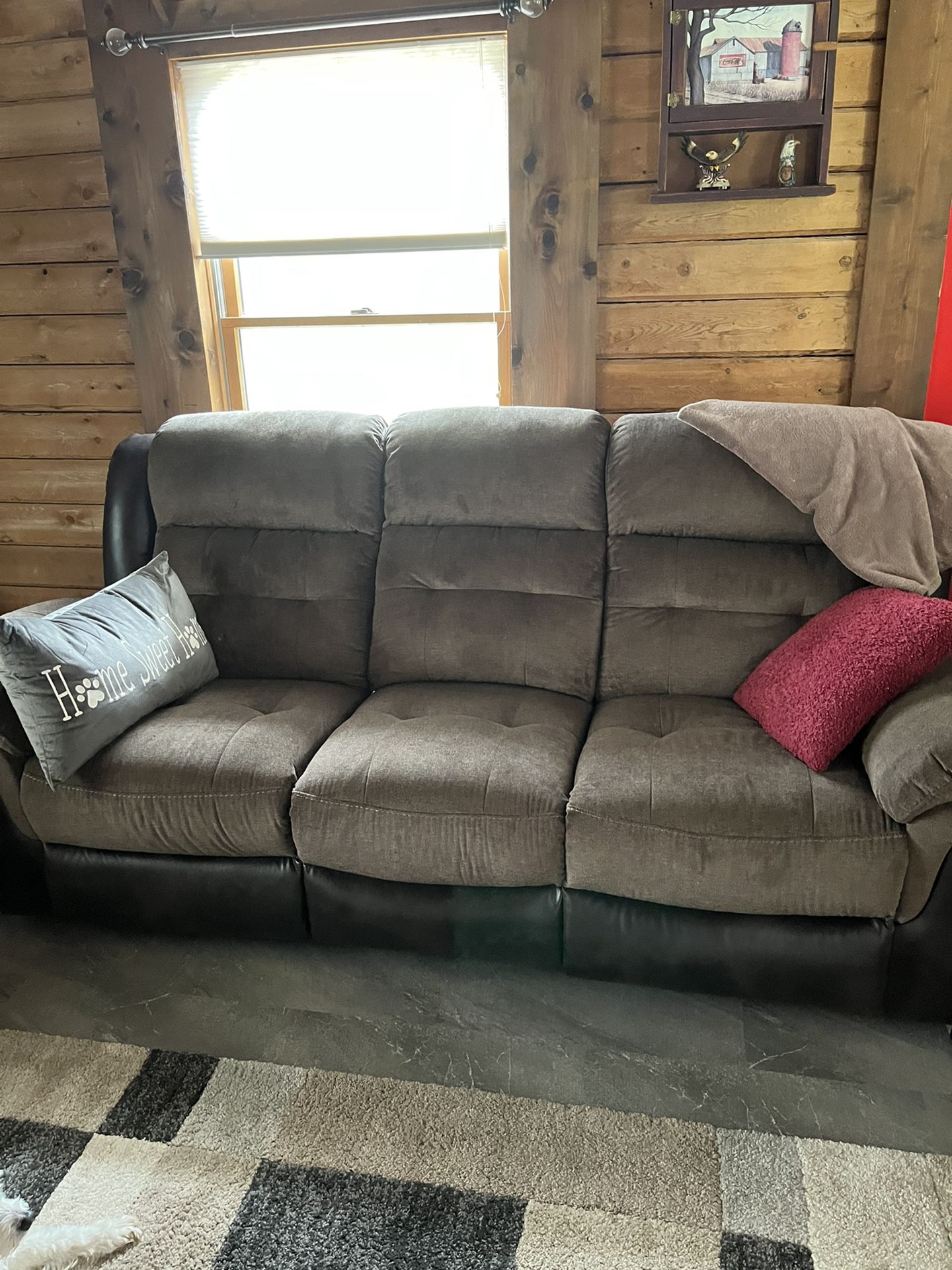 Dual power recline couch/sofa
