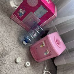 Vintage Sanrio Hello Kitty 18.5” Cold/Warm Water Cooler Dispenser KT3013.