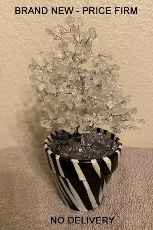 New, Price Firm, 11-inch Clear Quartz Money Tree Chakra Healing Gemstones in a Flower Pot