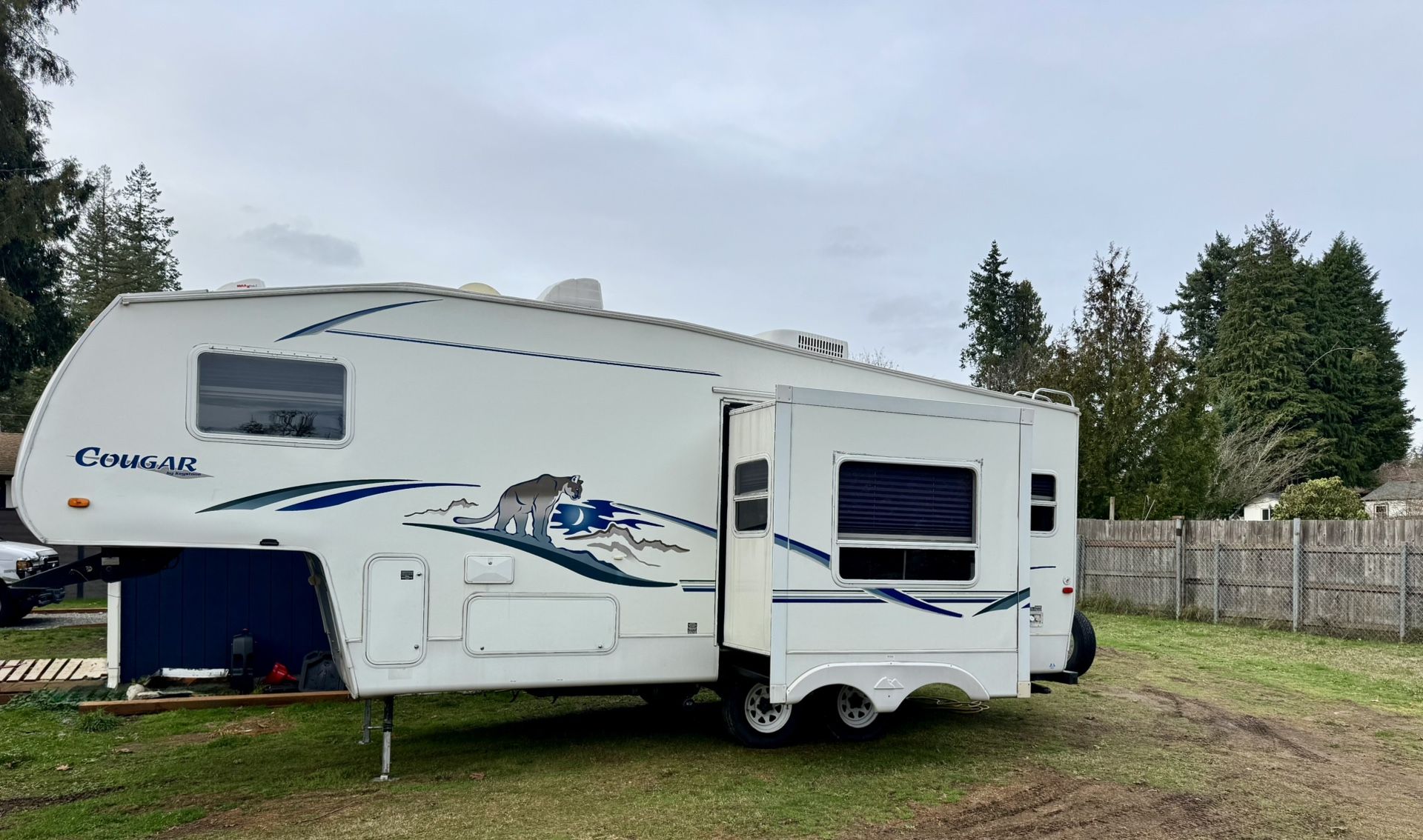 2002 Keystone Cougar