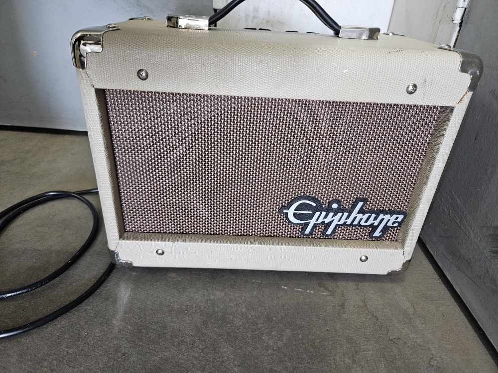 Electric  Guitar Amplifier 