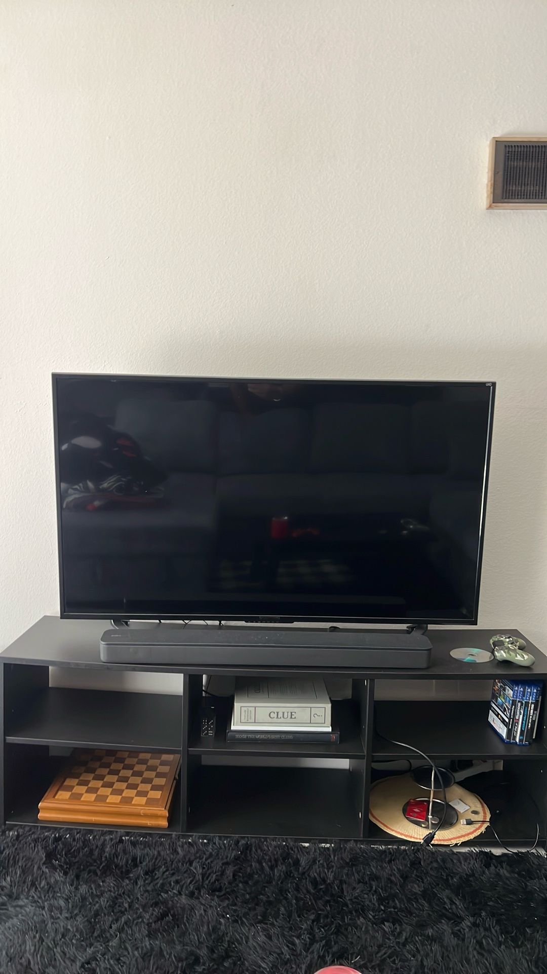 Sceptre 55" 4K UHD TV 3840 x 2160 4K Resolution HDMI 2.0 & HDCP 2.2 MHL
