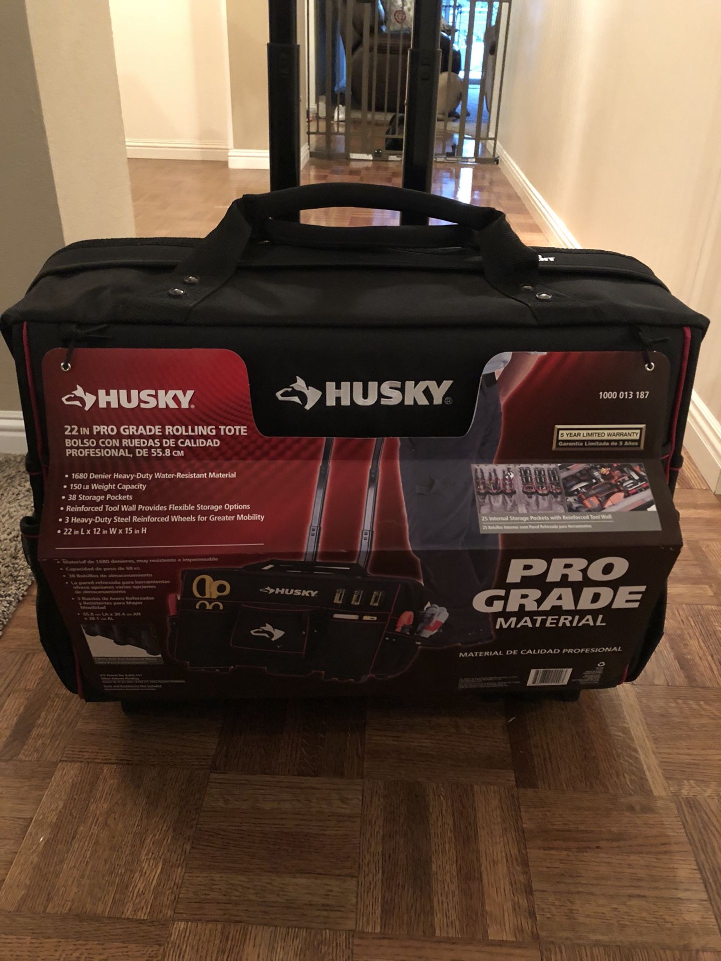 Husky 22” Pro Grade Rolling Tool Bag Tote NEW