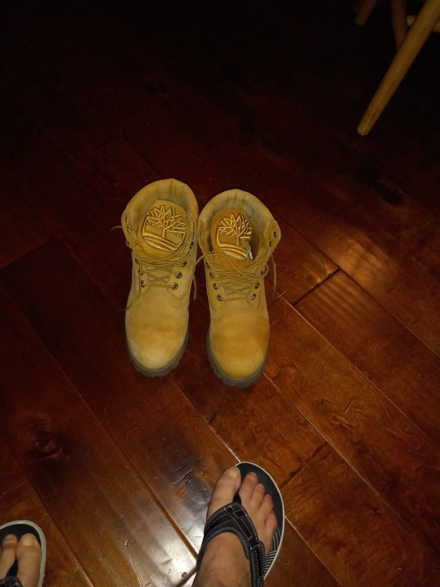 Timberland Boots Size 8 1/2