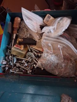 Screw box