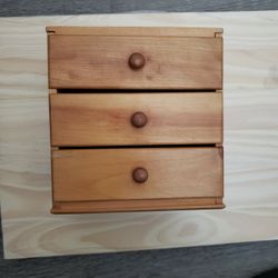 Strombecker Doll Dresser