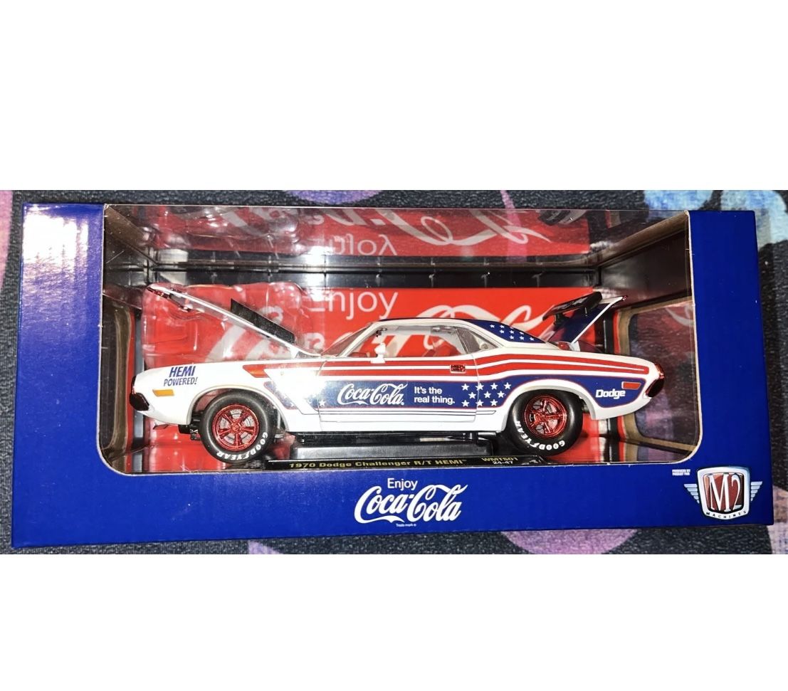 2024 M2 MACHINES X COCA-COLA 1970 DODGE CHALLENGER R/T HEMI 1:24  CHASE 1 OF 750