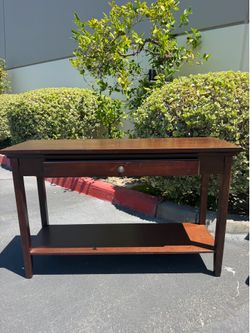 FREE! Console Table
