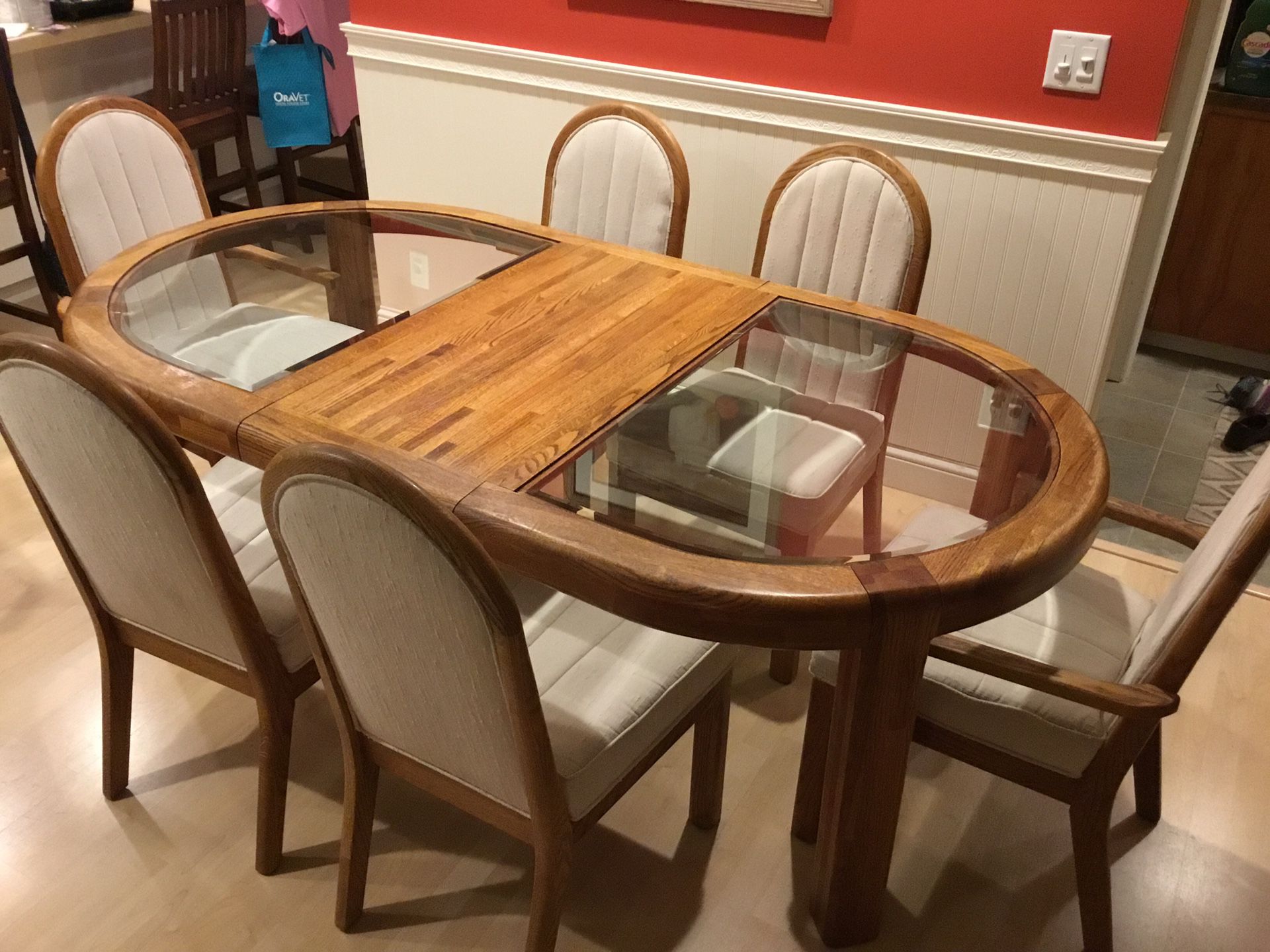 Oak and glass dining table with six (6) chairs and leaf