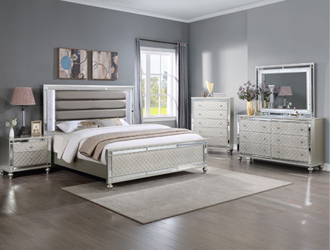 4 Pc Queen Bedroom Set