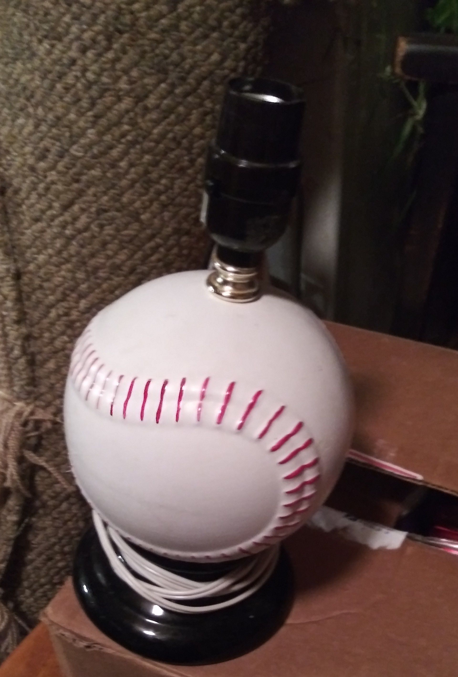 Baseball lamp