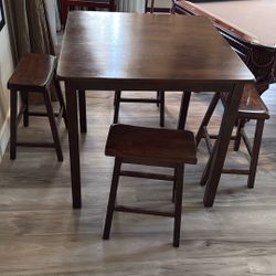 Wood Table With 4 Stools 