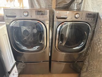 LG washer and electric dryer HE 4.5/7.4 CUFT Extralarge capacity