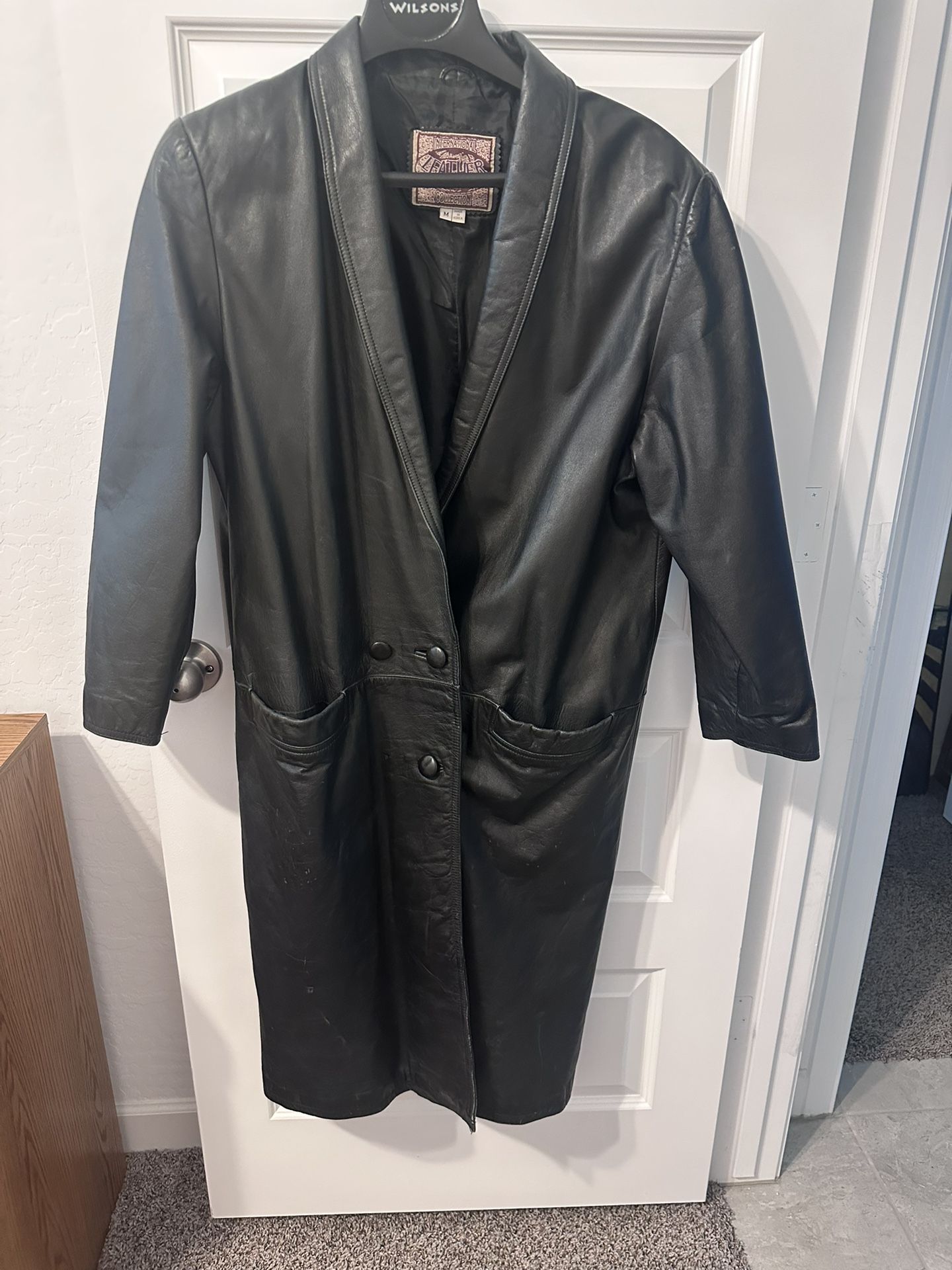 Women’s Leather Trenchcoat