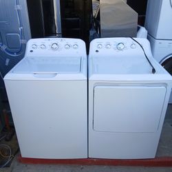 GE Washer And Gas Dryer Set  -- PU In Canyon Country 