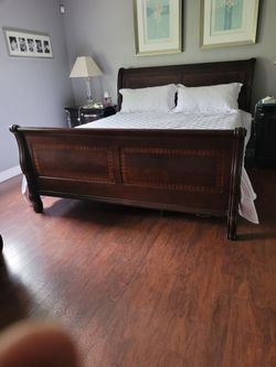 King Sleigh Bed