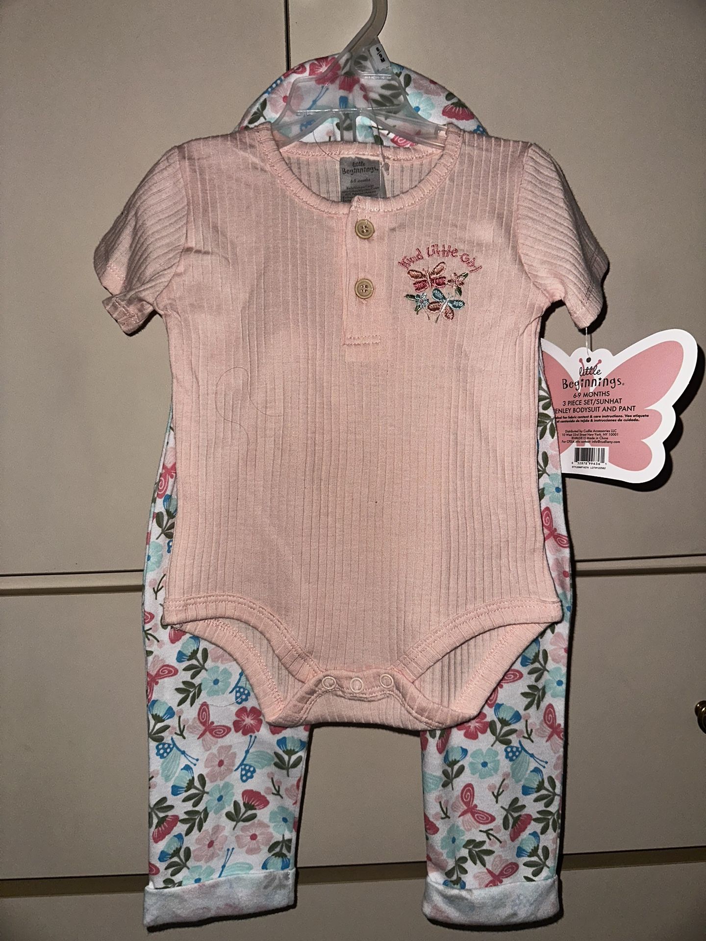 Pants and shirt 6-9 months 