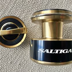 Brand new Daiwa 20 Saltiga Genuine Spare Spool with Drag Knob for 8000 and 8000-H