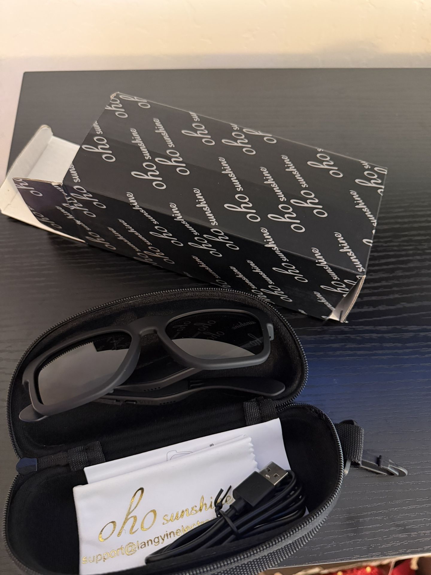 Sunglasses with Bluetooth Speaker π π