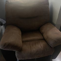 Recliner Chair / Sofa