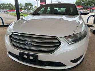 2015 Ford Taurus