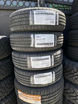 195/70r14 Royalblack tires nuevas  con 50,000 millas de garantía las 4