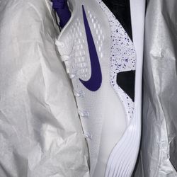 Nike Kobe 9 Elite Low EM Protro *White Court Purple*