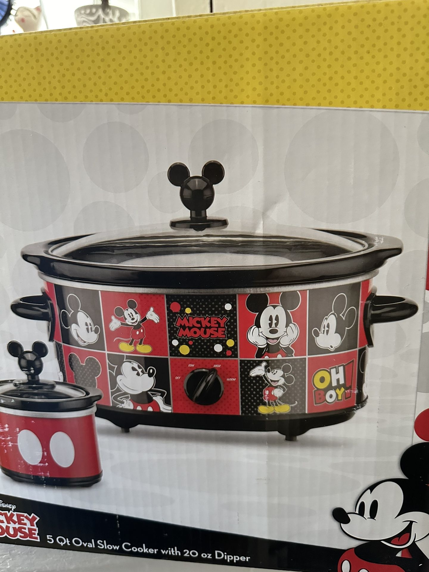 Mickey slow Cooker