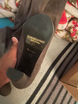 Boots size 8 1/2