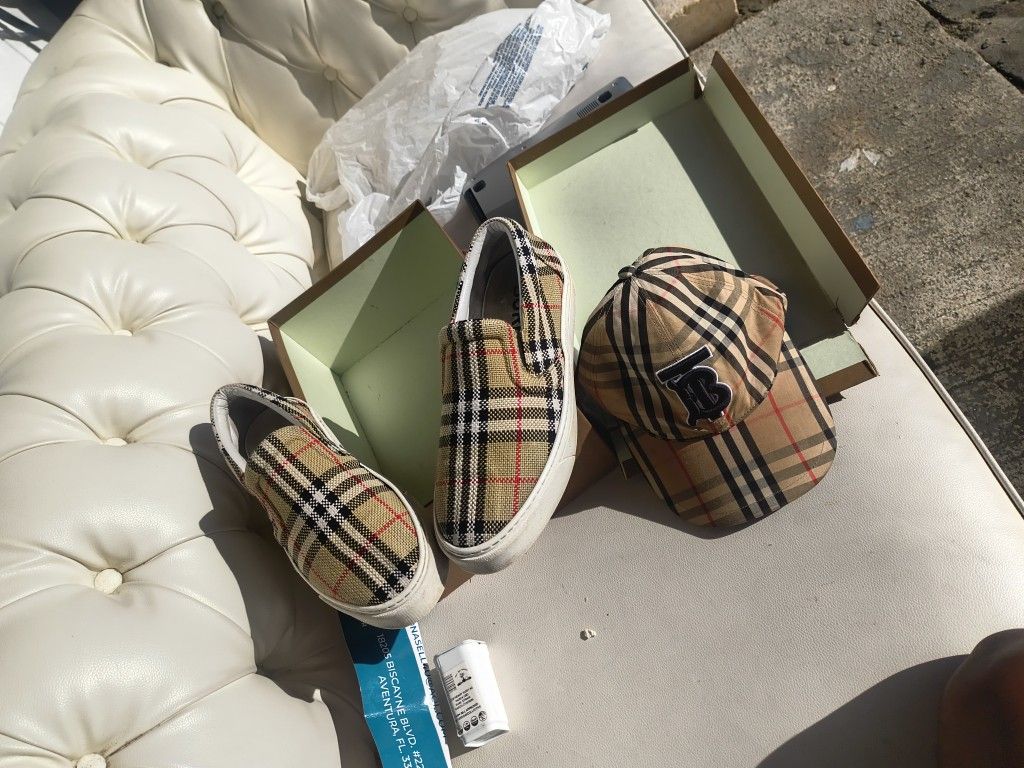 Burberry Hat An Shoes
