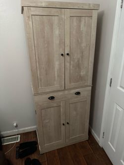 2 stand up dressers