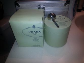 Prada Infusion D'iris Bath Salt