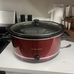 Crock pot slow cooker