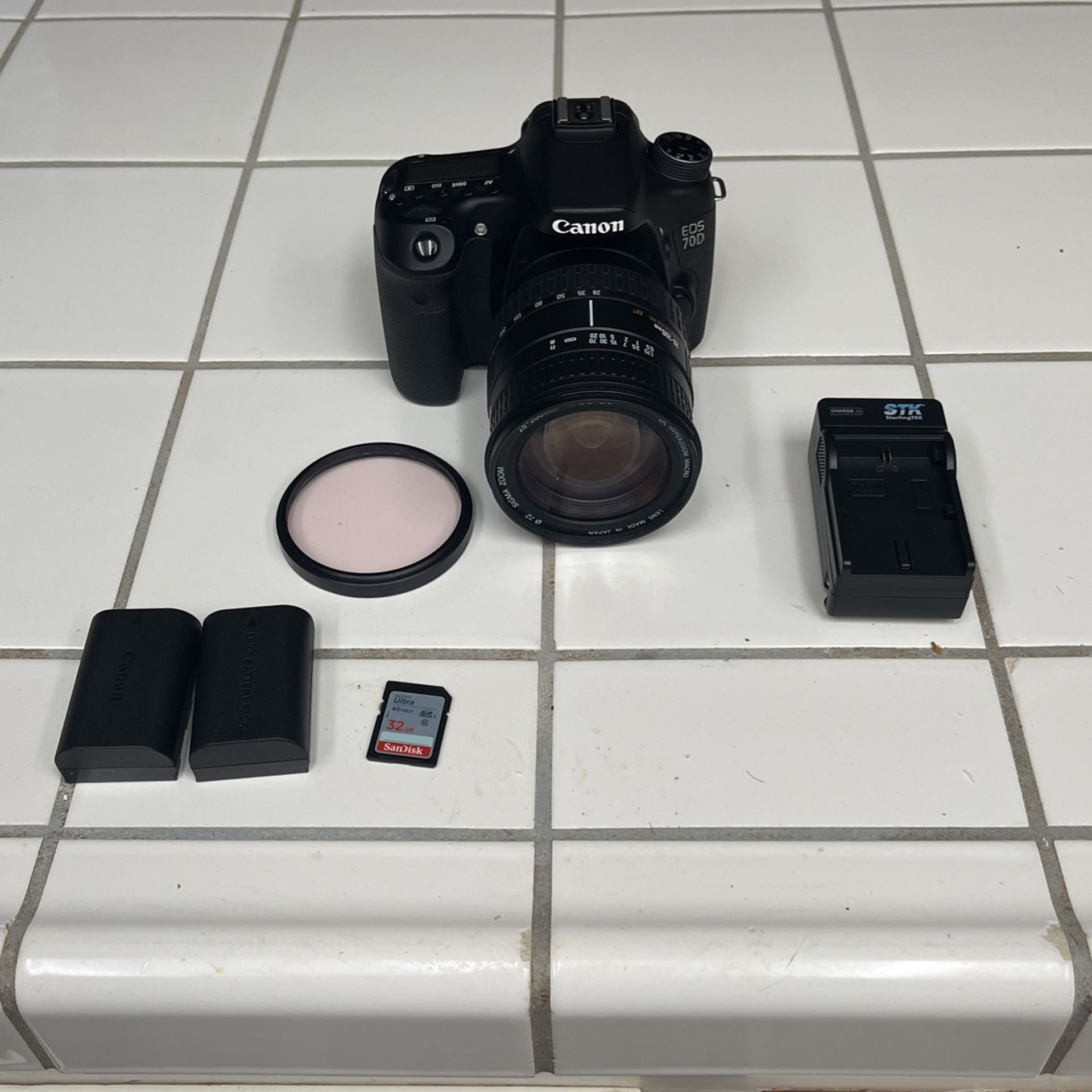 Canon 70D With Kit And With Sigma 28 200mm Lends Canon 70D With Kit And With Sigma 28 200mm Lends