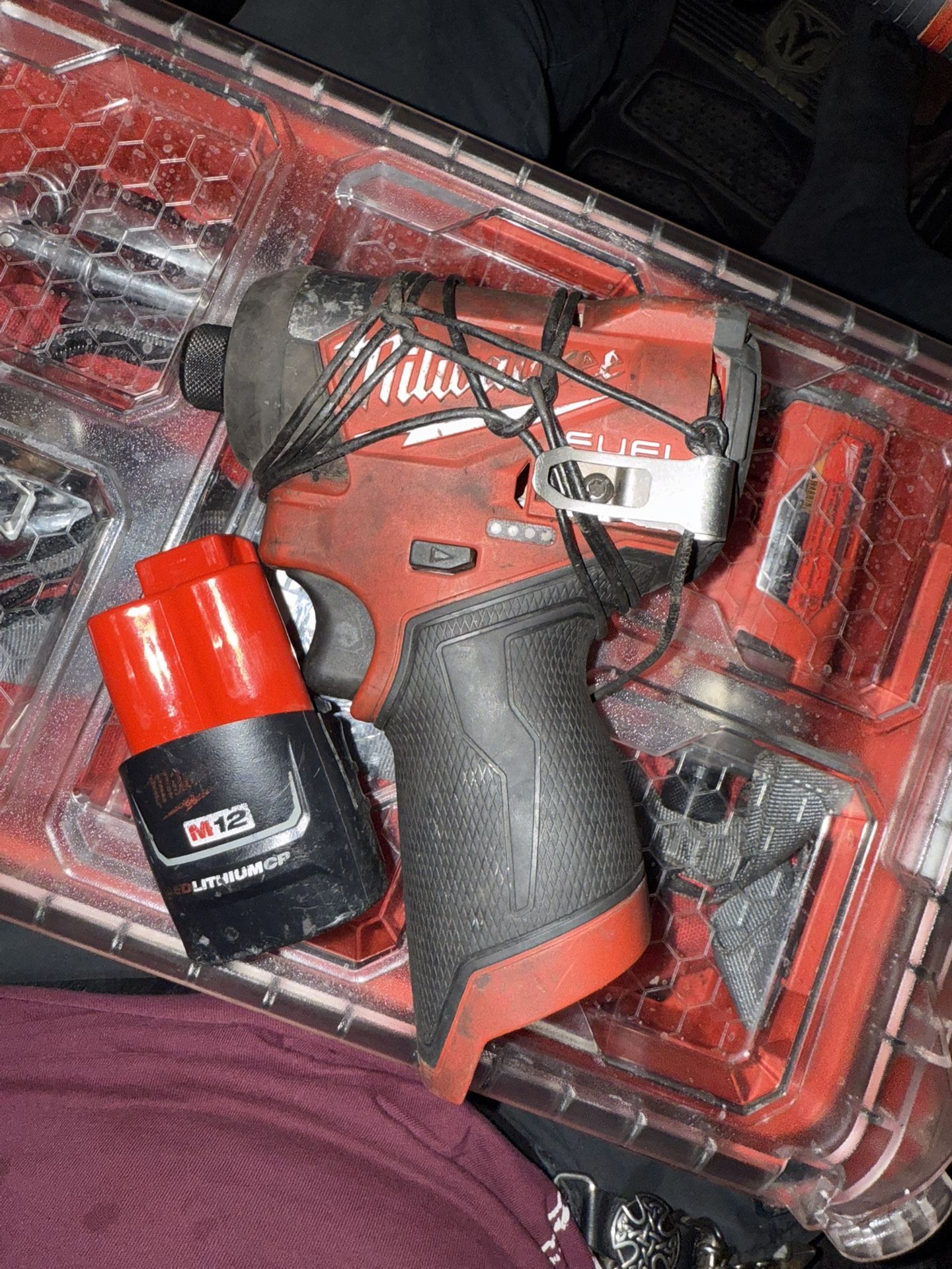 Milwaukee M12 Fuel 1/4” Hex Impact Driver W/battery&charger
