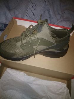 huarache ultras brand new size 11