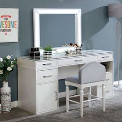 Vanity Set
