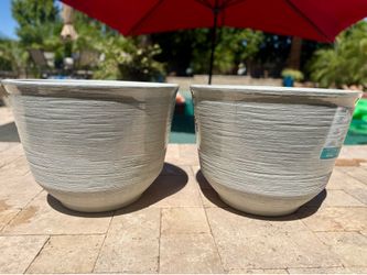 Plant pots pics have measurements