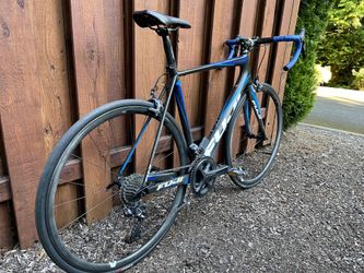 Fuji Altamira 1.1 Di2 Carbon Road Bike for Sale in Portland OR