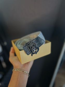 Black burbbery belt