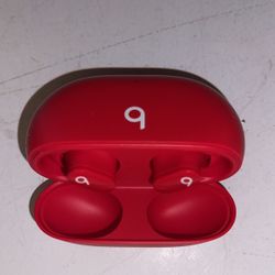 Beats Studio Buds 