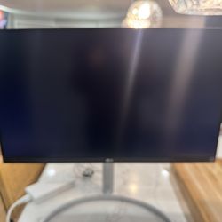 LG 27” 4k Monitor UHD