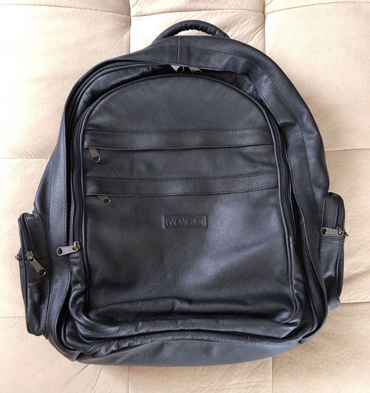 Black Leather Backpack Bagaggio