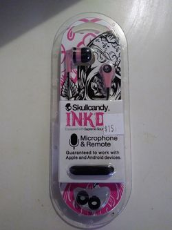 Brand new skullcandy earphones