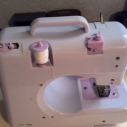 Sewing Machine 