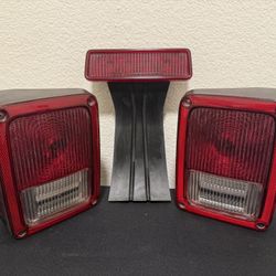 Jeep Wrangler Break & Tail Lights