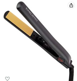 CHI Salon Model Hair straightener