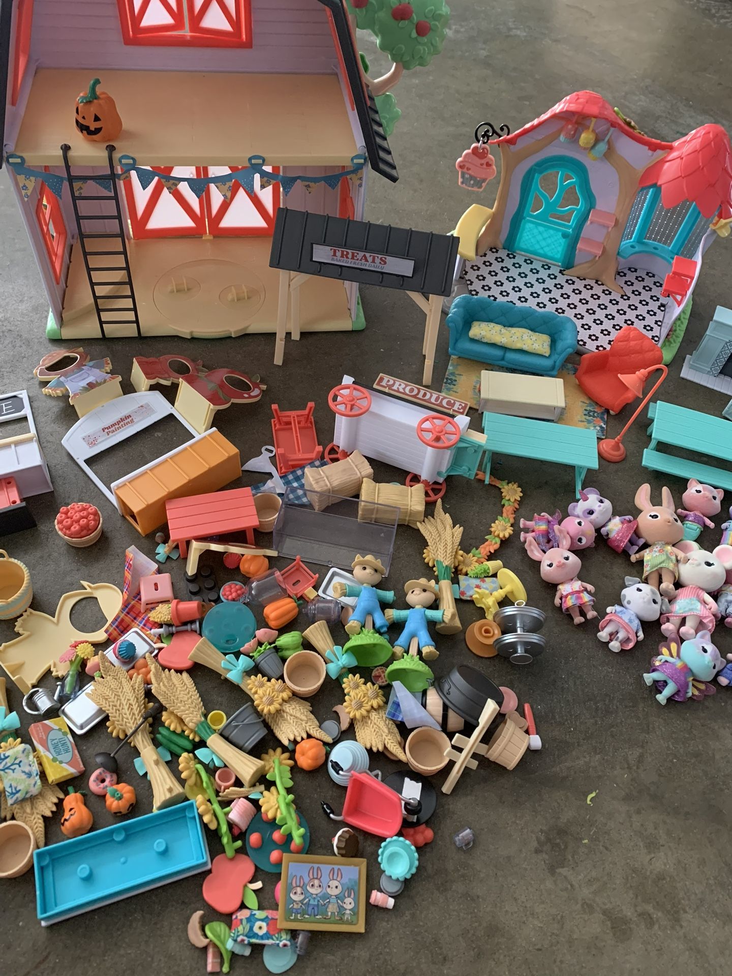 Honey Bee Acres Toy