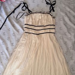 Forever21 cream and black maxi dress